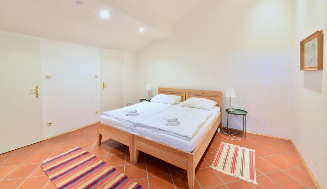 Spacious Flat With Panoramic View Vienne Extérieur photo